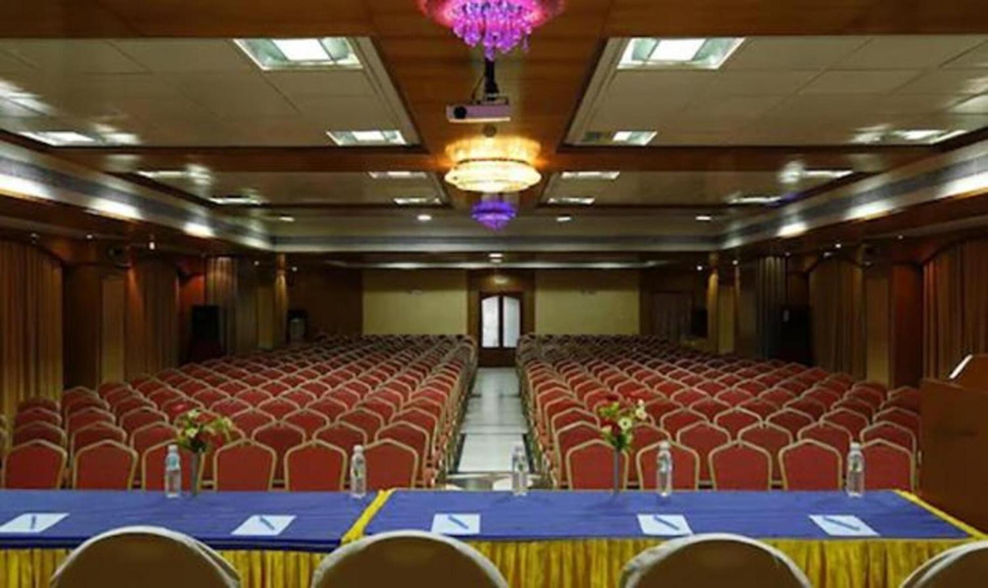 Fabhotel Prime Chennai Deluxe מראה חיצוני תמונה