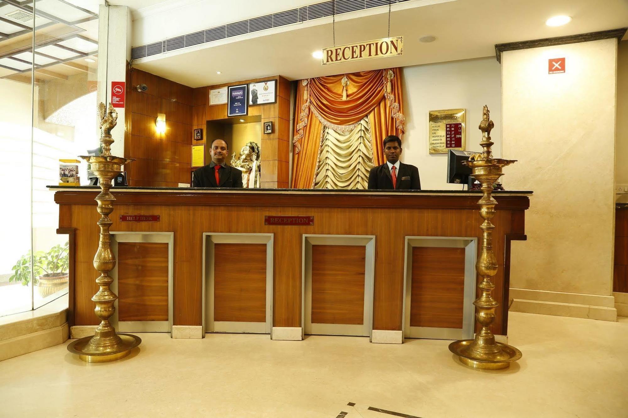Fabhotel Prime Chennai Deluxe מראה חיצוני תמונה