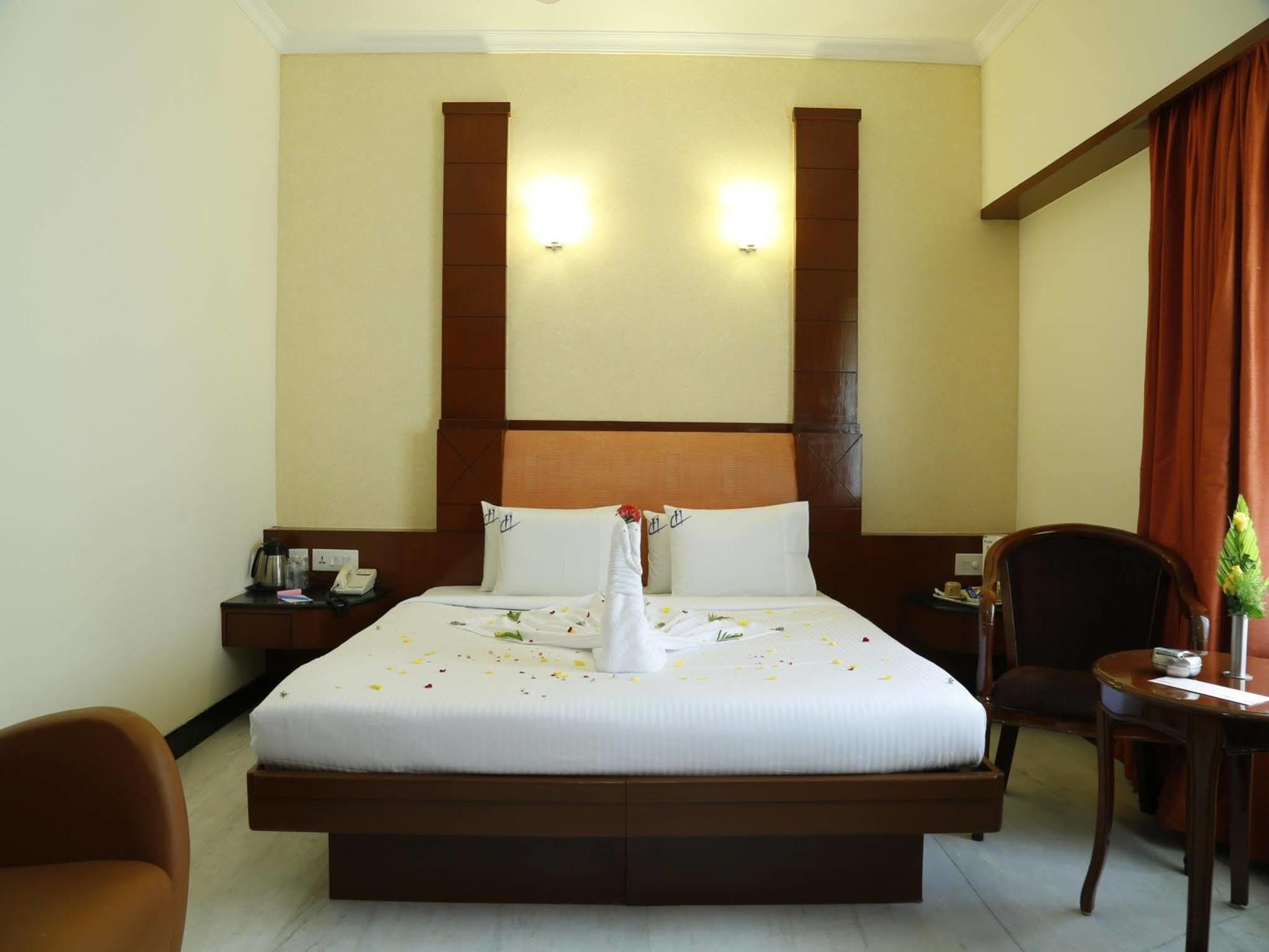 Fabhotel Prime Chennai Deluxe מראה חיצוני תמונה